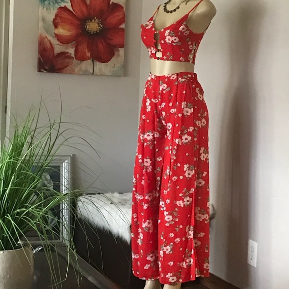 Floral Red two piece Set - Picture 8 of 8